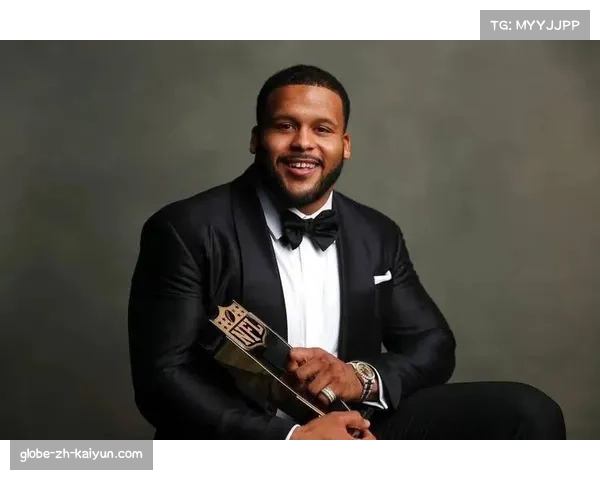 公羊防守截锋唐纳德退役留下队史传奇纪录 公羊防守截锋唐纳德退役留下队史传奇纪录